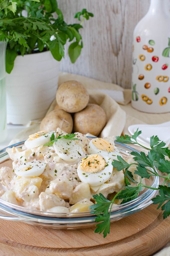 Insalata di patate tonnate con uova sode