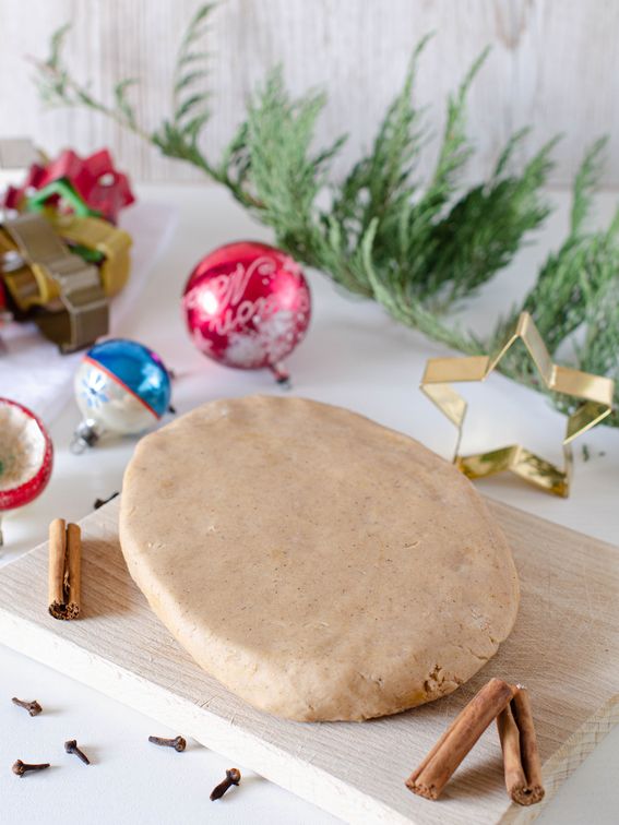 Pasta frolla speziata per biscotti di Natale